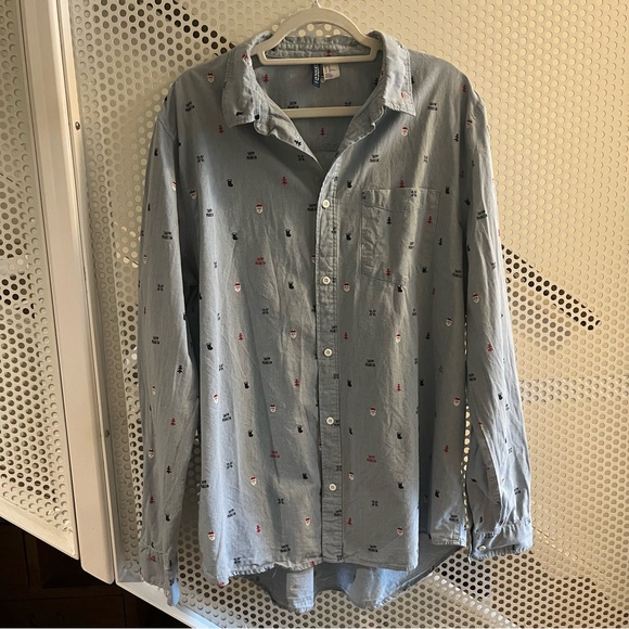Divided by H&M Christmas Theme Gender Neutral Button Down Shirt Size XL Blue - Picture 2 of 10